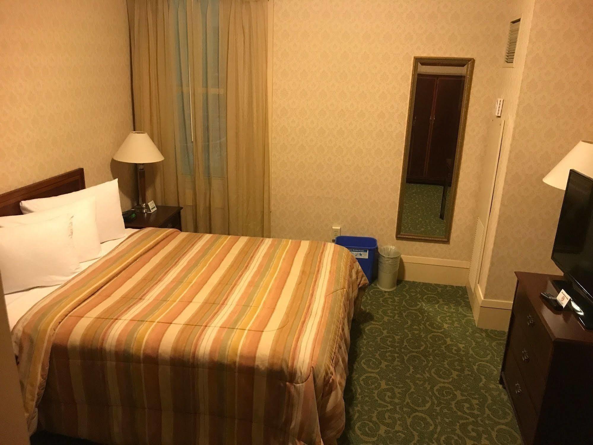 Courtyard By Marriott San Francisco Downtown/Van Ness Ave Экстерьер фото